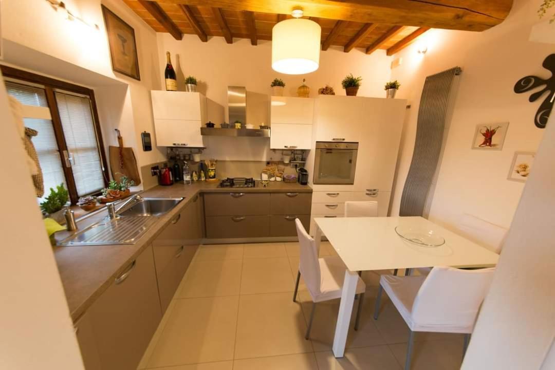 Villore - Home Sweet Home Tuscany ปอจจิบองซี ภายนอก รูปภาพ